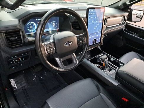 Used 2023 Ford F150 Lightning Lariat image 17