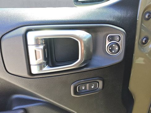 New 2026 Jeep Wrangler Unlimited Rubicon image 18