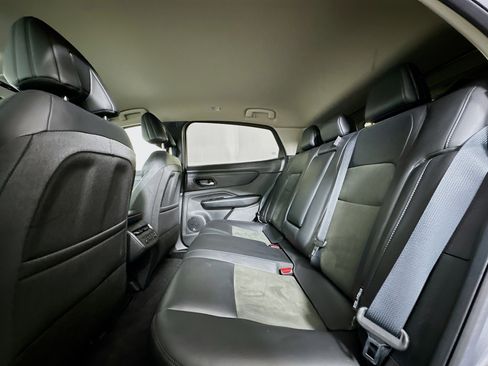 Used 2023 Nissan Ariya FWD image 28