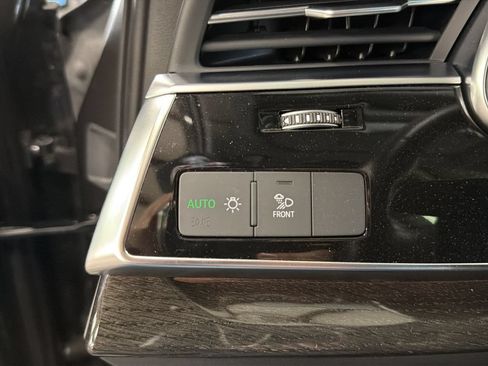 Used 2023 Audi Q7 3.0T Premium Plus w/ Premium Plus Package AWD/4WD image 15