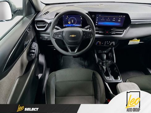 Used 2025 Chevrolet TrailBlazer LT image 20