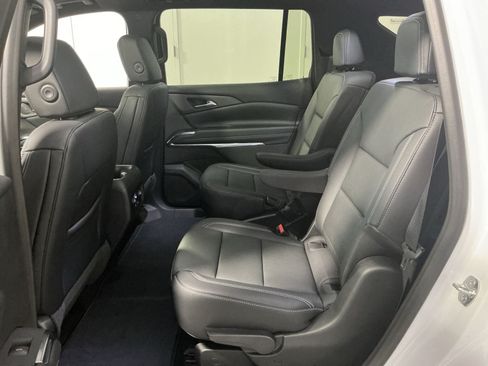 New 2026 Chevrolet Traverse LT w/ Sun and Wheel Package AWD/4WD image 25