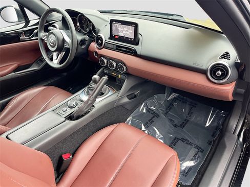 Used 2019 MAZDA MX-5 Miata RF Grand Touring image 27