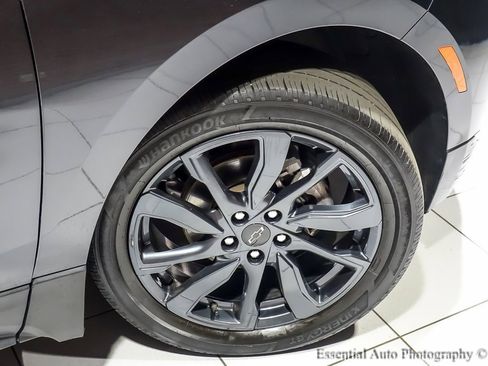 Used 2022 Chevrolet Equinox RS image 13