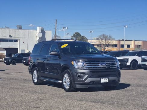 Used 2021 Ford Expedition XLT AWD/4WD image 2