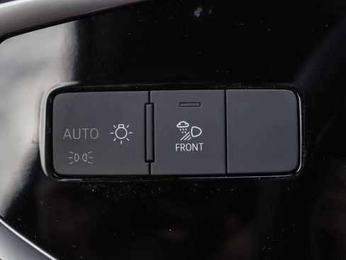 New 2025 Audi Q3 2.0T Premium image 31