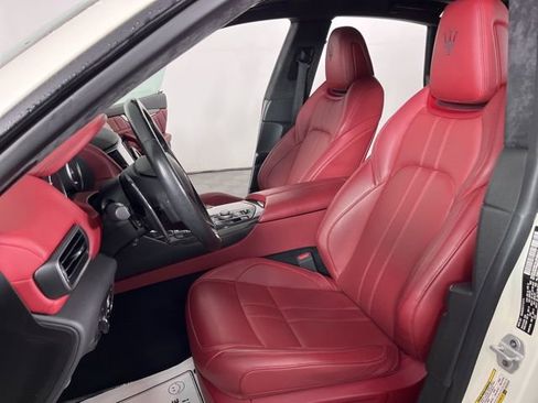 Used 2021 Maserati Levante GranSport image 18