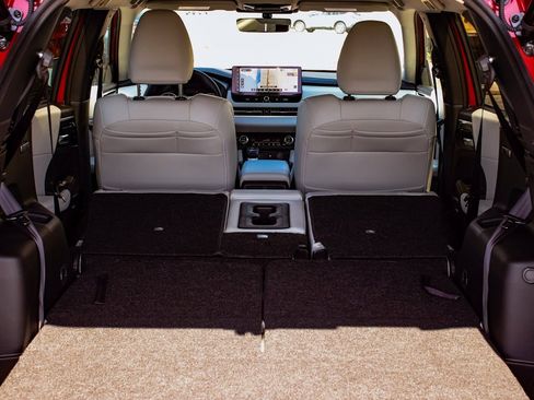 New 2025 Mitsubishi Outlander SE image 46