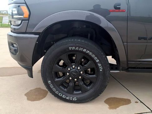 Used 2024 RAM 3500 Limited AWD/4WD image 24