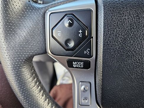 Used 2024 Toyota 4Runner SR5 image 23