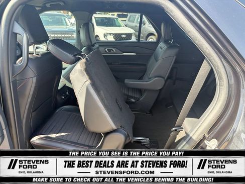 Used 2025 Ford Explorer ST-Line AWD/4WD image 36