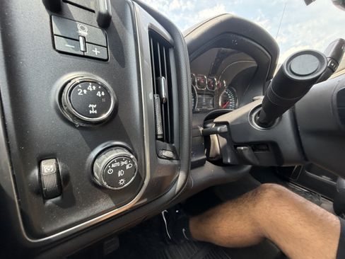 Used 2015 Chevrolet Silverado 2500 LTZ w/ Z71 Package, Off-Road AWD/4WD image 27