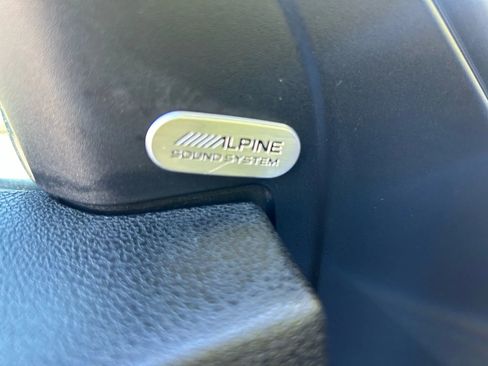 Used 2015 Chrysler 300 C image 14