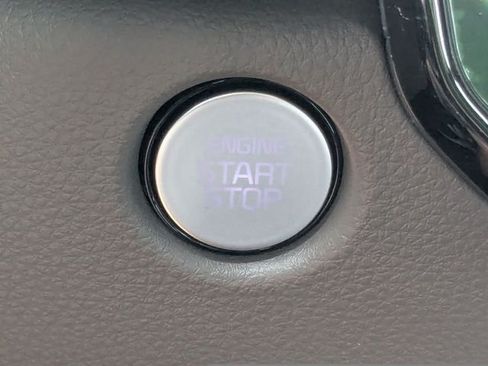 New 2027 Kia Carnival EX FWD image 29