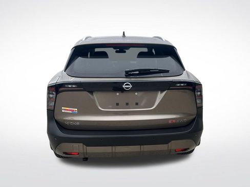 Certified 2025 Nissan Kicks SR AWD/4WD image 49