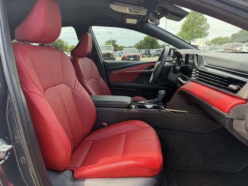 Used 2025 Toyota Camry XSE FWD image 28