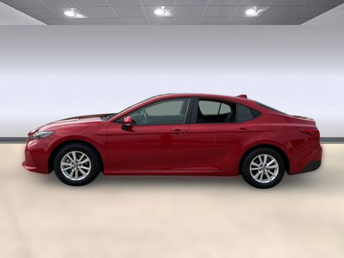 Used 2025 Toyota Camry LE w/ Convenience Package AWD/4WD image 2