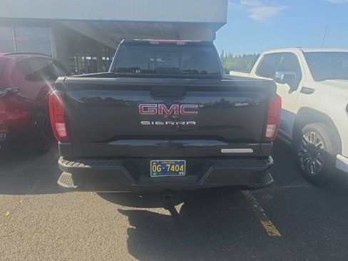 Used 2025 GMC Sierra 1500 Elevation w/ Preferred Package AWD/4WD image 3
