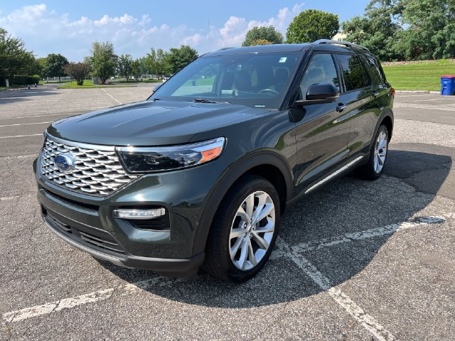 Certified 2023 Ford Explorer Platinum w/ Technology Package AWD/4WD image 6
