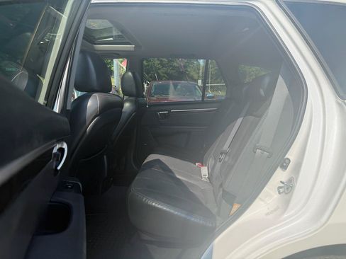 Used 2009 Hyundai Santa Fe Limited FWD image 19