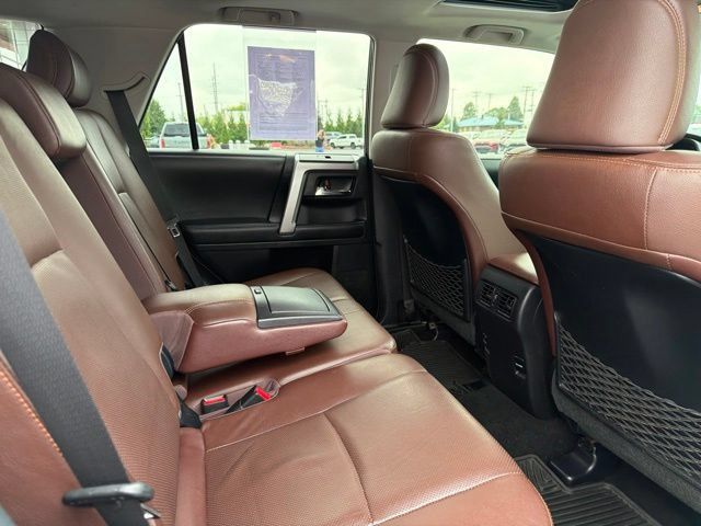 Used 2015 Toyota 4Runner Limited AWD/4WD image 35
