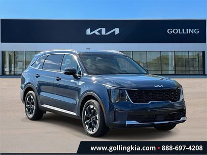 Used 2024 Kia Sorento S w/ Panoramic Sunroof Package