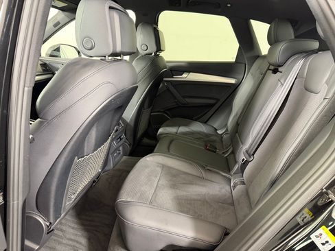Certified 2023 Audi Q5 e Premium Plus w/ Premium Plus Package AWD/4WD image 22