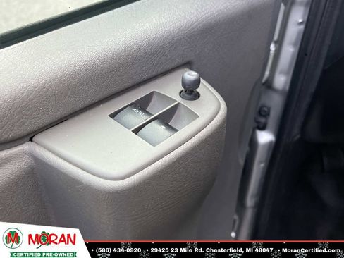 Used 2017 Chevrolet Express 3500 LT w/ LT Preferred Equipment Group image 15