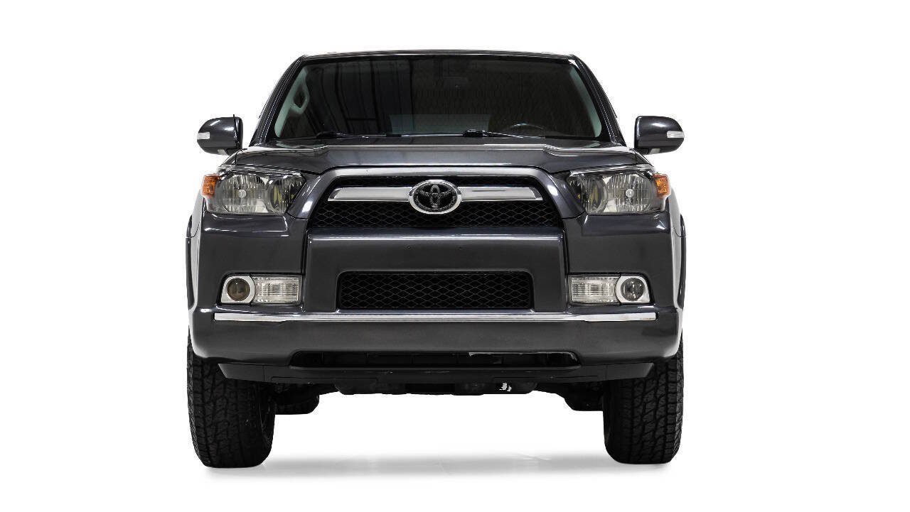 Used 2011 Toyota 4Runner Limited AWD/4WD image 7
