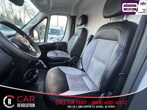 Used 2023 RAM ProMaster 2500 image 17