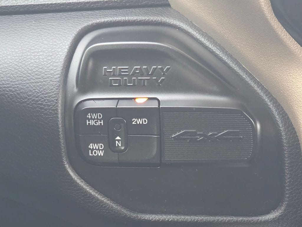 Used 2022 RAM 2500 Laramie AWD/4WD image 16