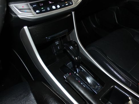 Used 2014 Honda Accord Sport image 16