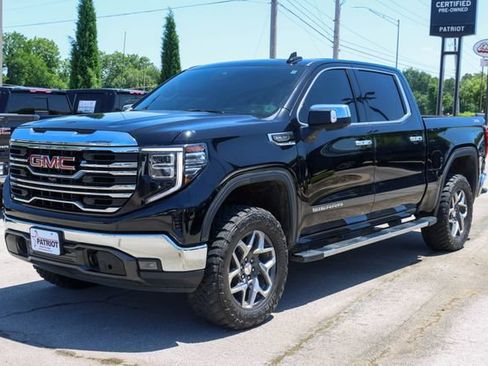 Used 2024 GMC Sierra 1500 SLT w/ SLT Premium Plus Package AWD/4WD image 6