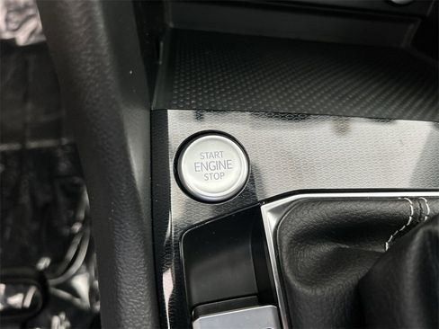 New 2026 Volkswagen Taos S image 33