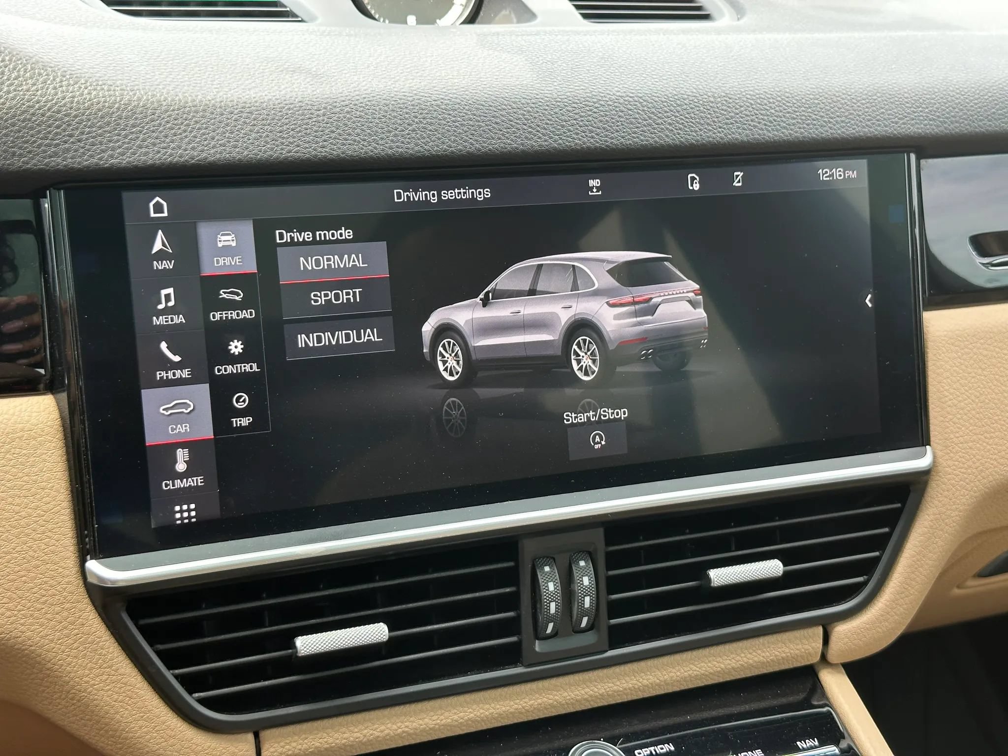 Used 2019 Porsche Cayenne AWD/4WD image 33