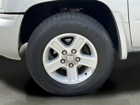 Used 2011 Dodge Dakota Big Horn image 18