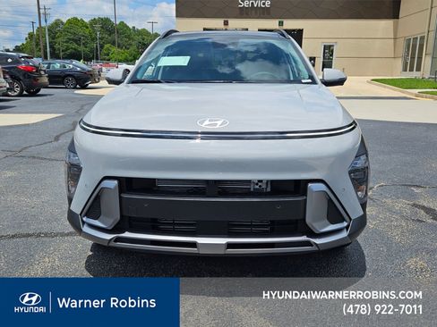 New 2026 Hyundai Kona Limited image 2