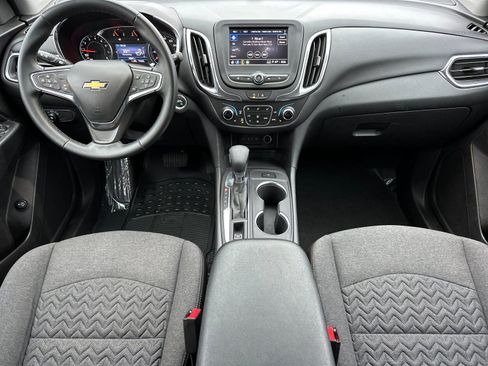 Used 2024 Chevrolet Equinox LT image 13