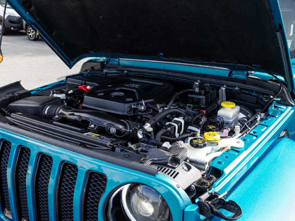 Certified 2020 Jeep Wrangler Unlimited Sahara AWD/4WD image 33