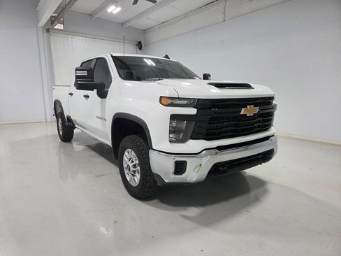 Used 2024 Chevrolet Silverado 2500 W/T w/ WT Fleet Convenience Package AWD/4WD image 1