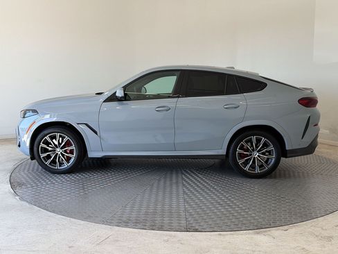 Certified 2025 BMW X6 xDrive40i w/ Premium Package AWD/4WD image 2