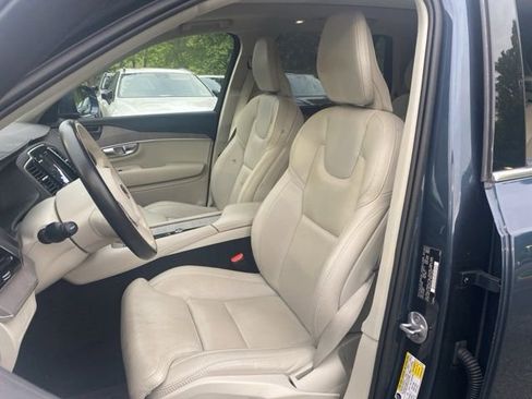 Used 2024 Volvo XC90 B6 Ultimate AWD/4WD image 11