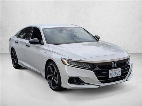 Used 2022 Honda Accord Sport image 3