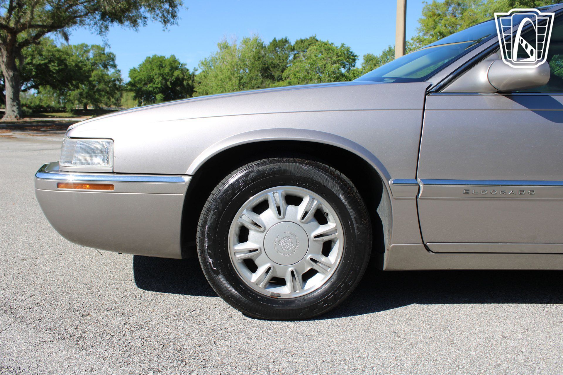 Used 1996 Cadillac Eldorado FWD image 29