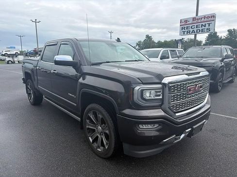 Used 2016 GMC Sierra 1500 Denali w/ Denali Ultimate Package AWD/4WD image 9