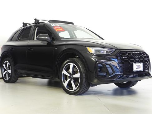 Used 2023 Audi Q5 2.0T Premium Plus w/ Premium Plus Package AWD/4WD image 4
