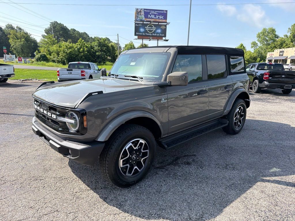 New 2026 Ford Bronco Outer Banks AWD/4WD image 7