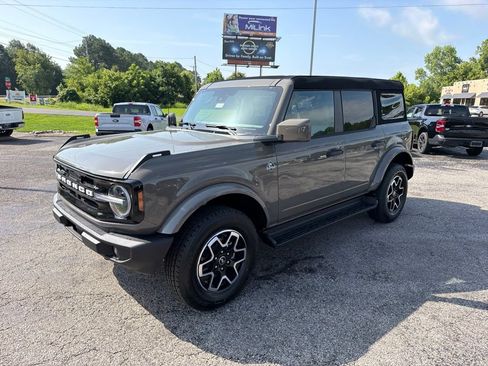New 2026 Ford Bronco Outer Banks AWD/4WD image 7