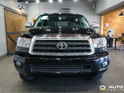 Used 2010 Toyota Sequoia Platinum AWD/4WD image 2