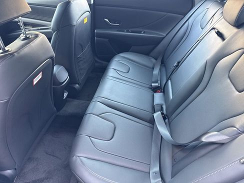 New 2026 Hyundai Elantra Limited image 19